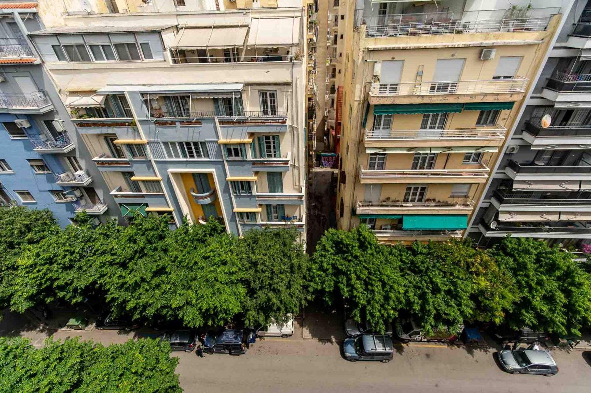 Urban Jungle Apartment Thessaloniki Exterior photo